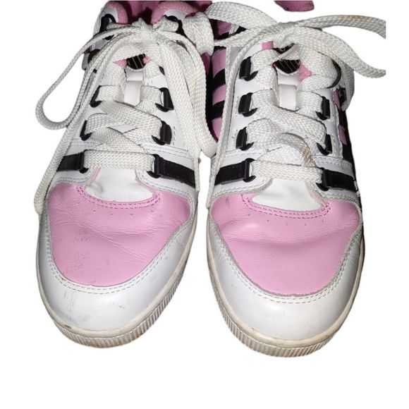 K-Swiss Shoes - K-Swiss White With Pink and Black Stripes Sneakers Size Women's 8